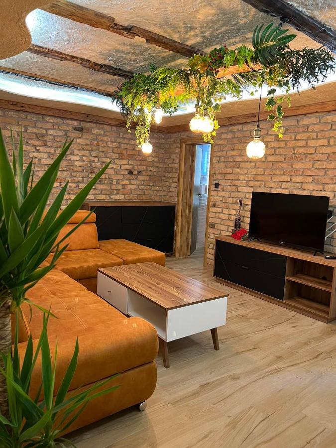 Motel Pizzeria Actros Nova Topola Екстериор снимка