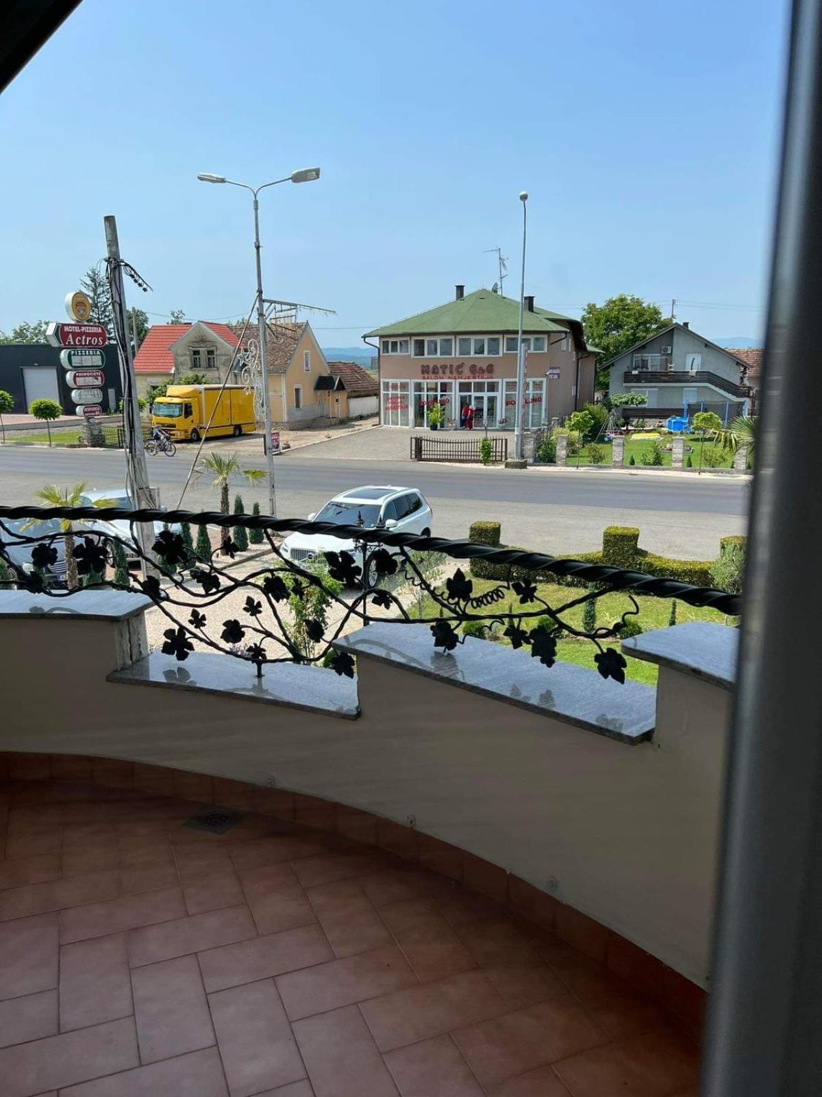 Motel Pizzeria Actros Nova Topola Екстериор снимка